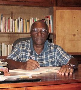 Claude C. Pierre, mai 2002, Port-au-Prince, photo de Thor Burnham, Source : website Île en île