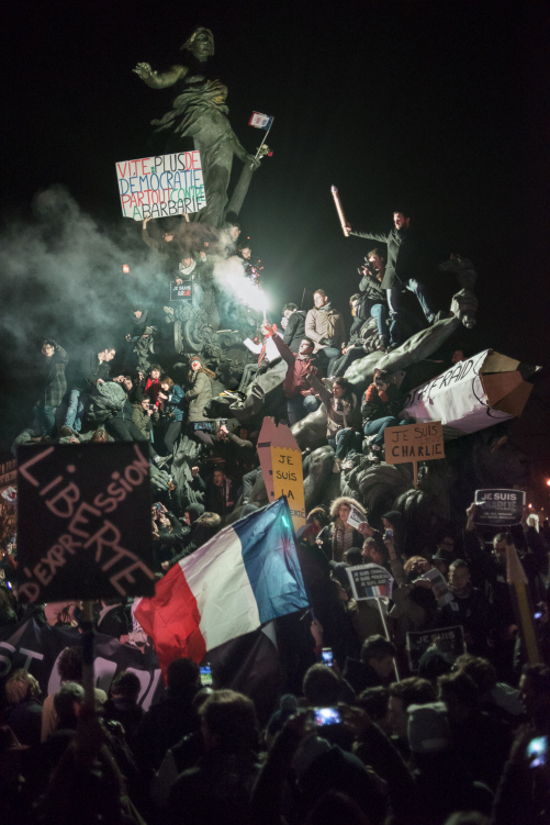 Martin Argyroglo, Marche républicaine en soutien aux victimes de l'attentat contre le journal Charlie Hebdo le 11 janvier 2015 à Paris - Place de la Nation - Je suis Charlie, blog.martin-argyroglo.com