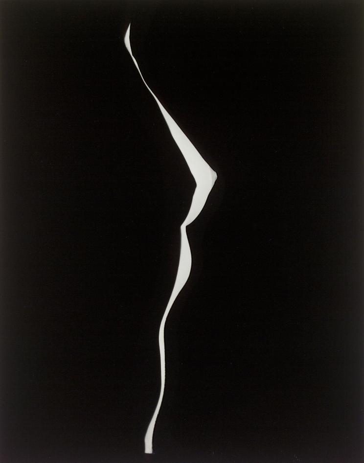 Erwin Blumenfeld, Breast outline, 1948, modernisminc.com